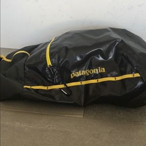 Patagonia Black Hole Backpack